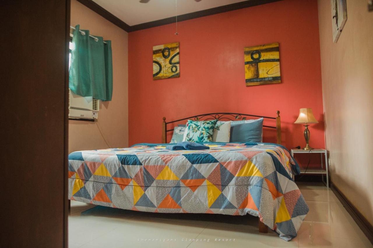 Shenanigans Glamping Resort Zamboanguita  Exteriér fotografie