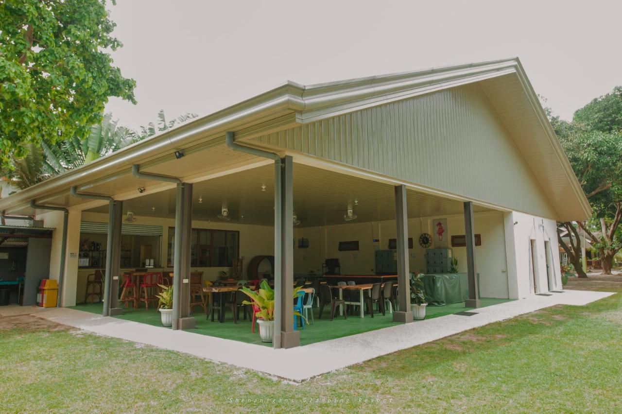 Shenanigans Glamping Resort Zamboanguita  Exteriér fotografie